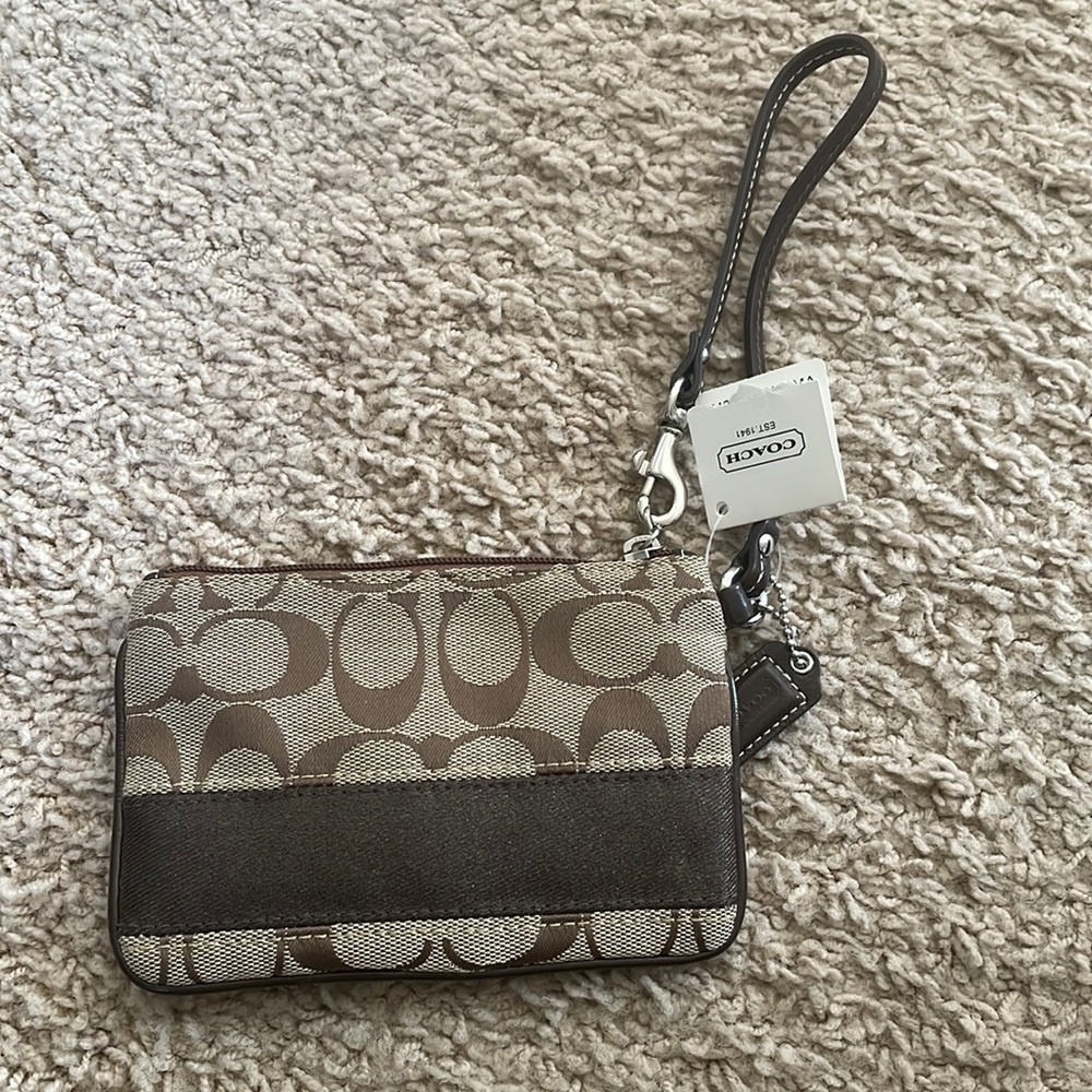 Coach wristlet new with tags